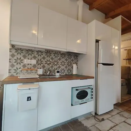 Το Μικρό Σπίτι Στον Κήπο Apartment Karystos  Exterior photo